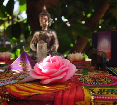 ¿COMO SON CREADAS NUESTRAS ESENCIAS?