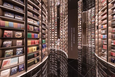 Livraria Dujiangyan Zhongshuge por X + Living