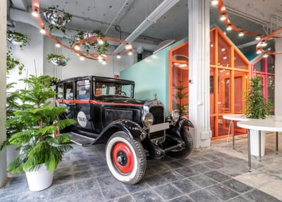 TV Ponyo en el Garage por Fast & Furious Office