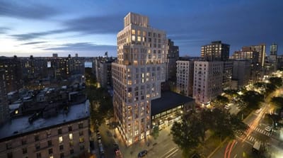 Dez edifícios pesados ​​no topo que são maiores na parte superior do que na parte inferior