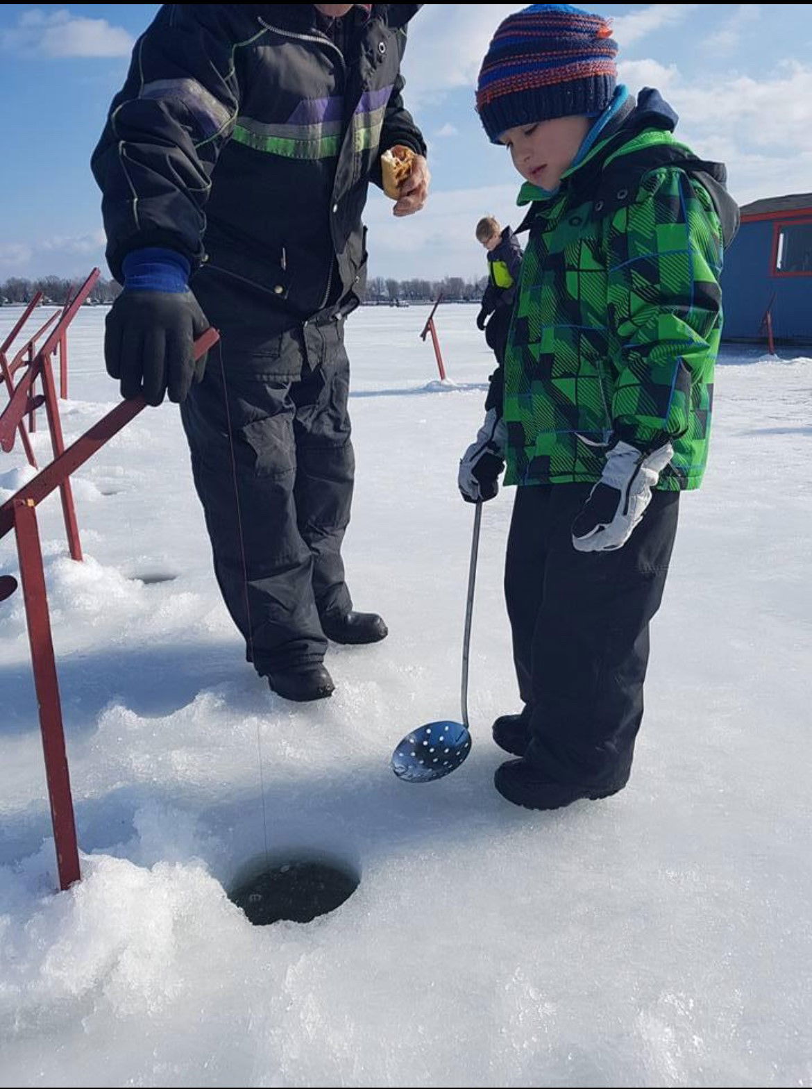 La pêche sur la glace par Jérémy Bourdeau