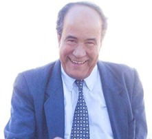 ومضات من سيرة فيلسوف الثورة.. أد.البخاري حمانة