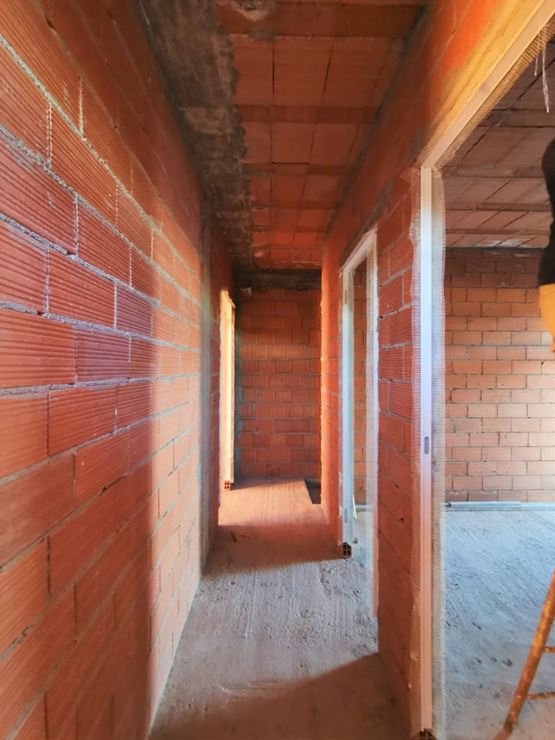 COSTRUZIONE DI UN EDIFICIO UNIFAMILIARE (Lavoro in corso)