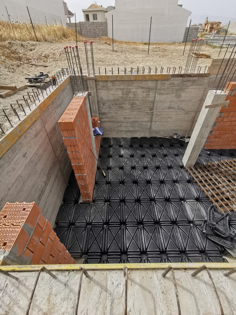 COSTRUZIONE DI UN EDIFICIO UNIFAMILIARE (Lavoro in corso)