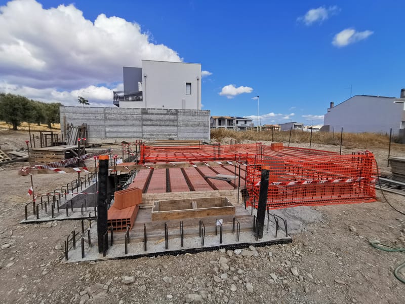 COSTRUZIONE DI UN EDIFICIO UNIFAMILIARE (Lavoro in corso)