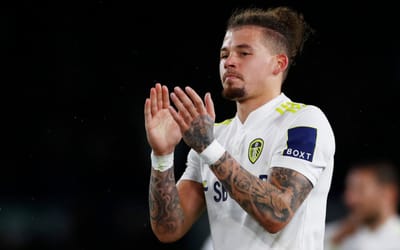 Kalvin Phillips ยอมรับเกี่ยวกับอนาคตของลีดส์ยูไนเต็ดในขณะที่เขาเปิดเผยบทสนทนาของ Andrea Radrizzani