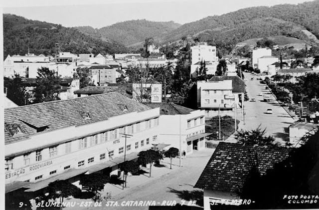 Antiga rodoviária na Rua 7 de Setembro