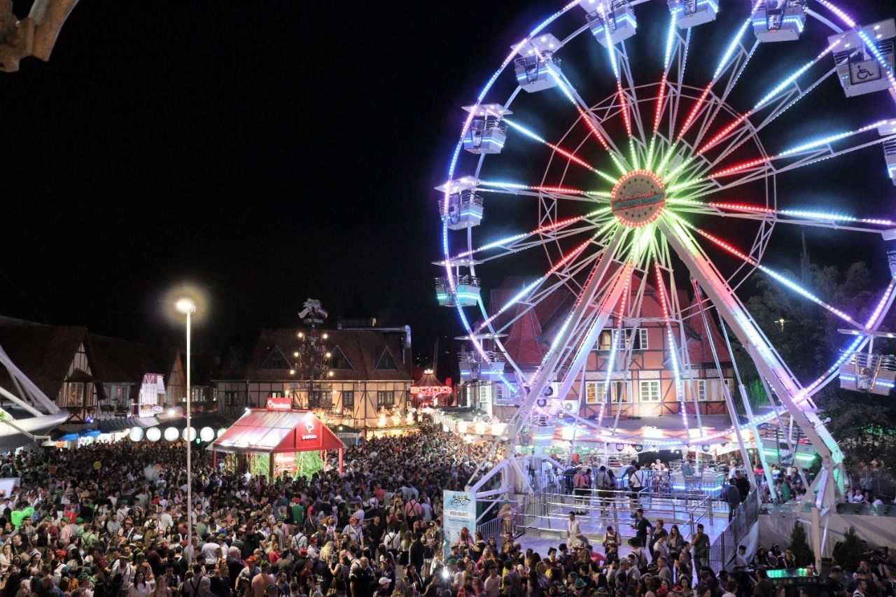 Oktoberfest no feriado: confira dicas para aproveitar o melhor da festa