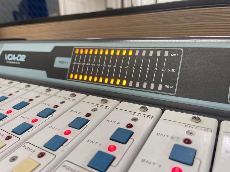 A Importância dos Comerciais para a Sua Rádio