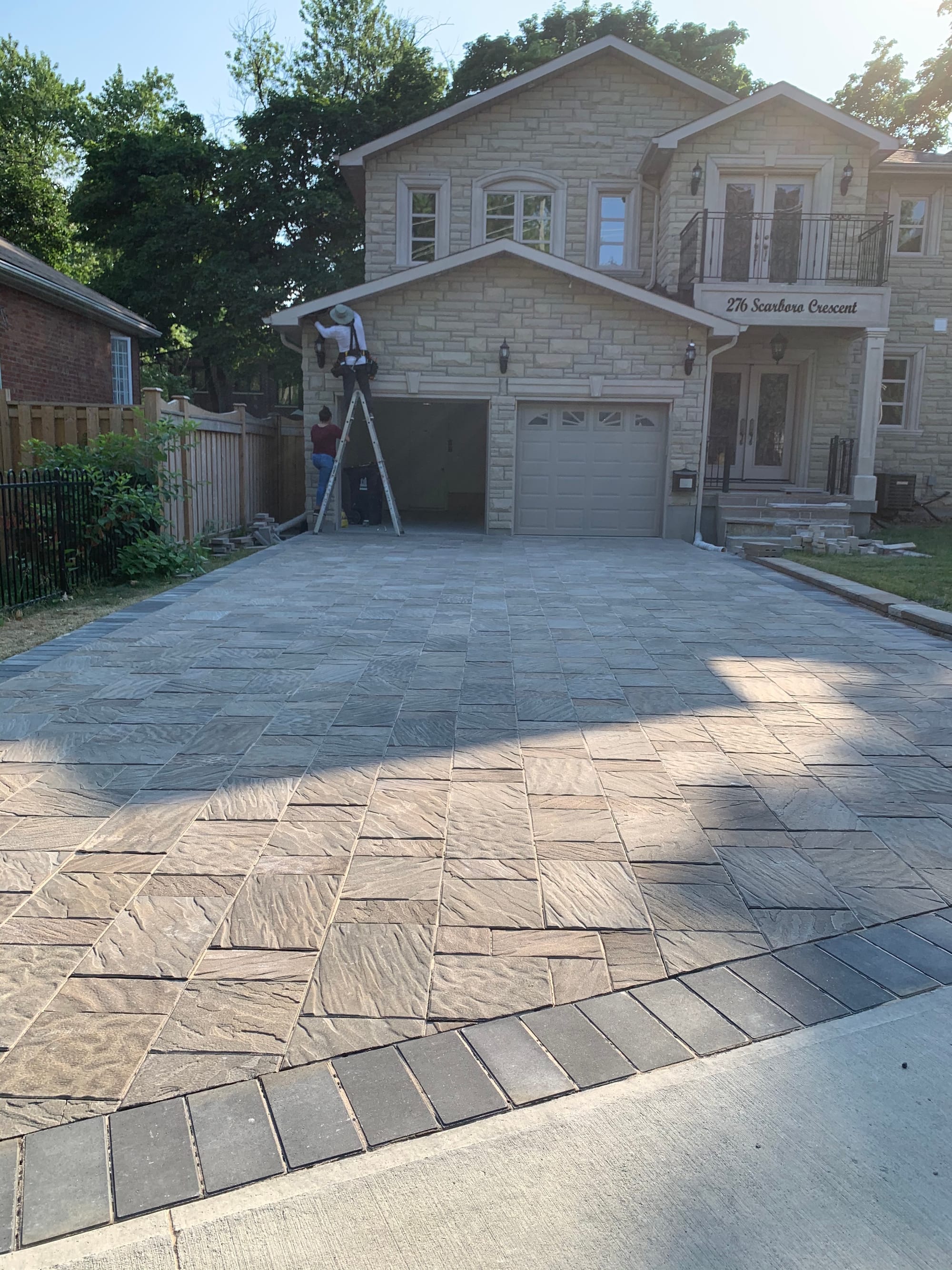 276 Scarboro Crescent Landscaping 