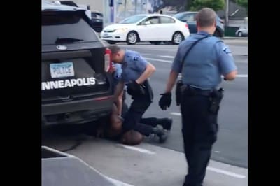 SİYAHİLERİ ÖLDÜRMEK SERBEST, PROTESTO YASAK
