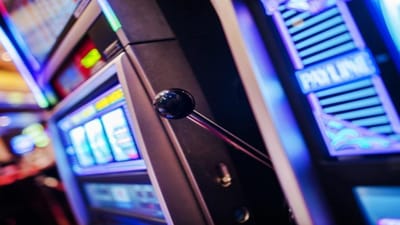 เกมสล็อตแมชชีน 5 อันดับแรกที่มีฟีเจอร์การจ่ายเป็นกลุ่ม