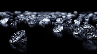 คาสิโน Bitcoin เพิ่มเกมสล็อต Diamond Strike 100 000 โดย Pragmatic Play