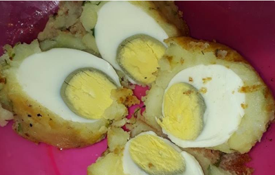 كريات بطاطا محشية بالبيض والفرماج