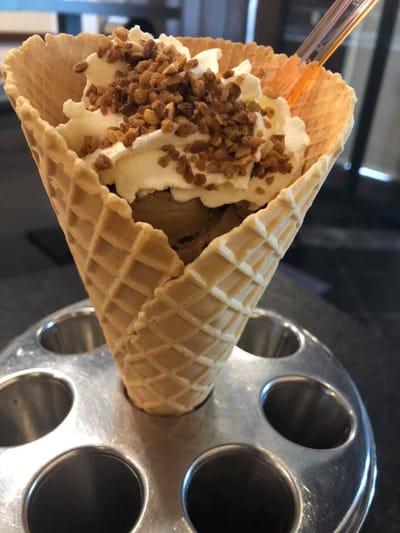 LES BONNES GLACES ET PATISSERIE image