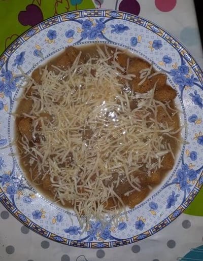 Soupe à l'oignon gratinee image