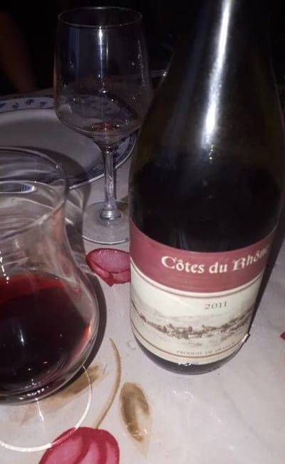 steak frites sauce marchand de vin image