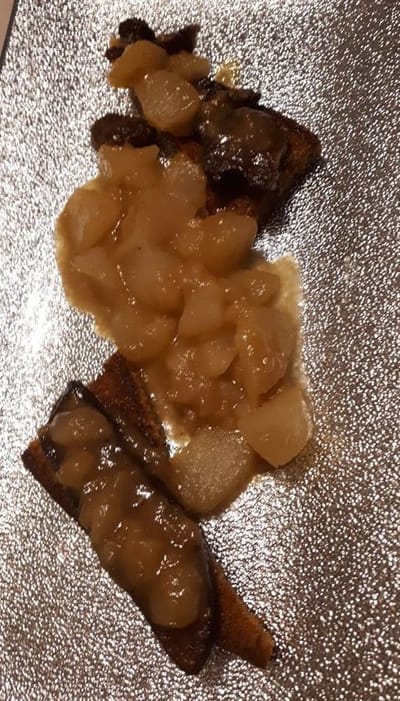 Foie Gras Poêlé Aux Poires image