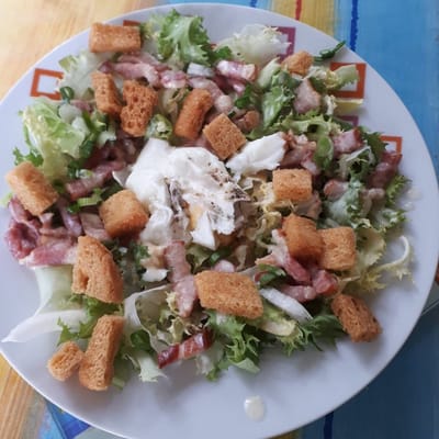 Frisée aux lardons image