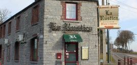 restaurant-pizzéria au pont de Thuillies .