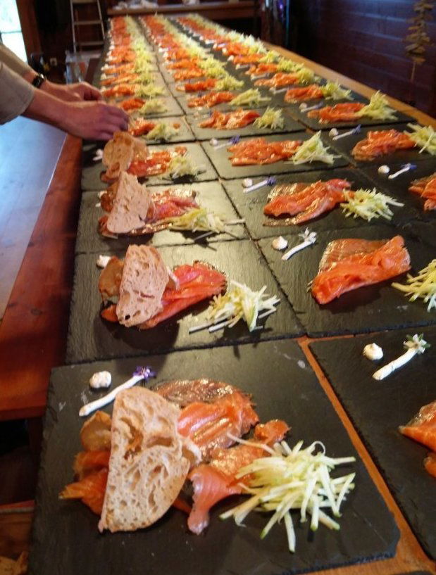 Saumon fumé sur ardoise