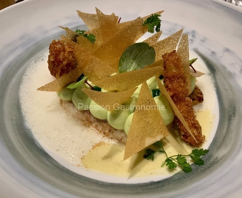 Sandre, pomme de terre, poireaux, croustillant d’anguille fumée