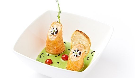 Roulade de saumon fumé farcie au King Crab - Lionel Rigolet