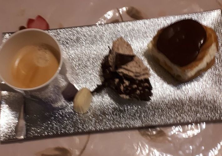 avec le petit café gourmand