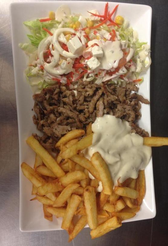 assiette pitta-frites et crudités