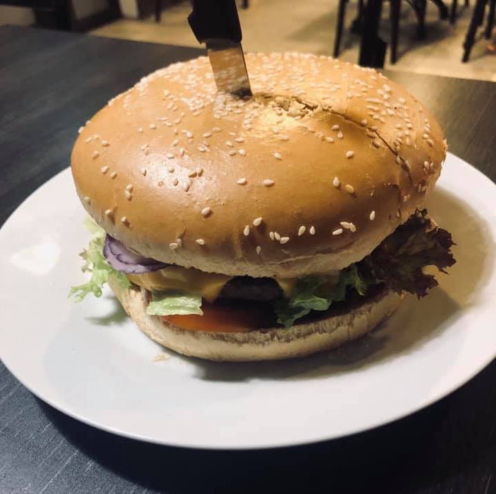 LE BIG HAMBURGER ROYAL MAISON