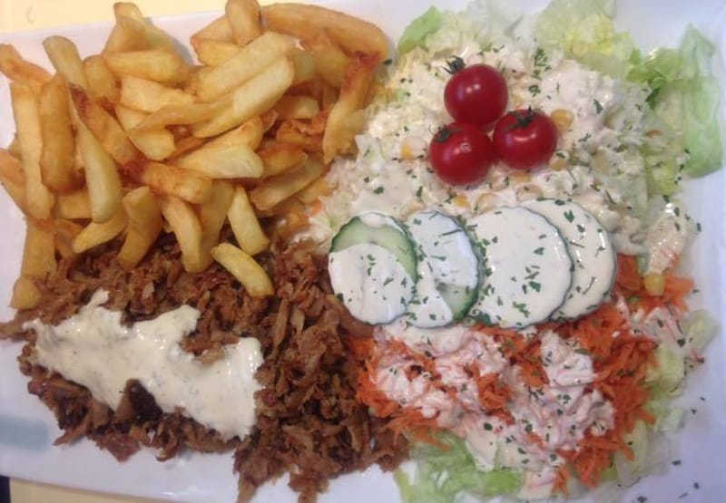 ASSIETTE PITTA FRITES