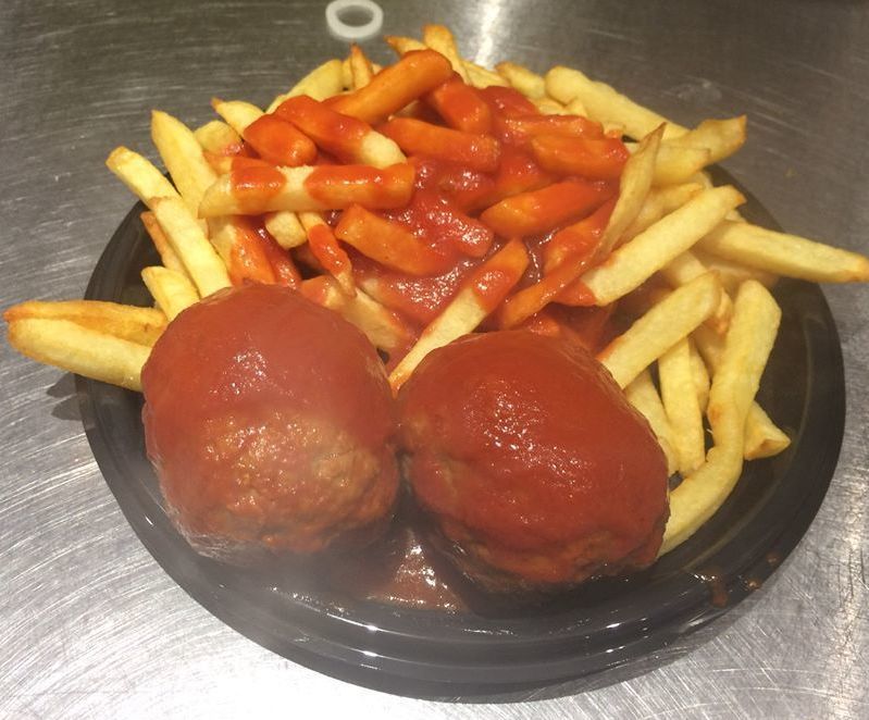BOULETTES SAUCE TOMATES FRITES