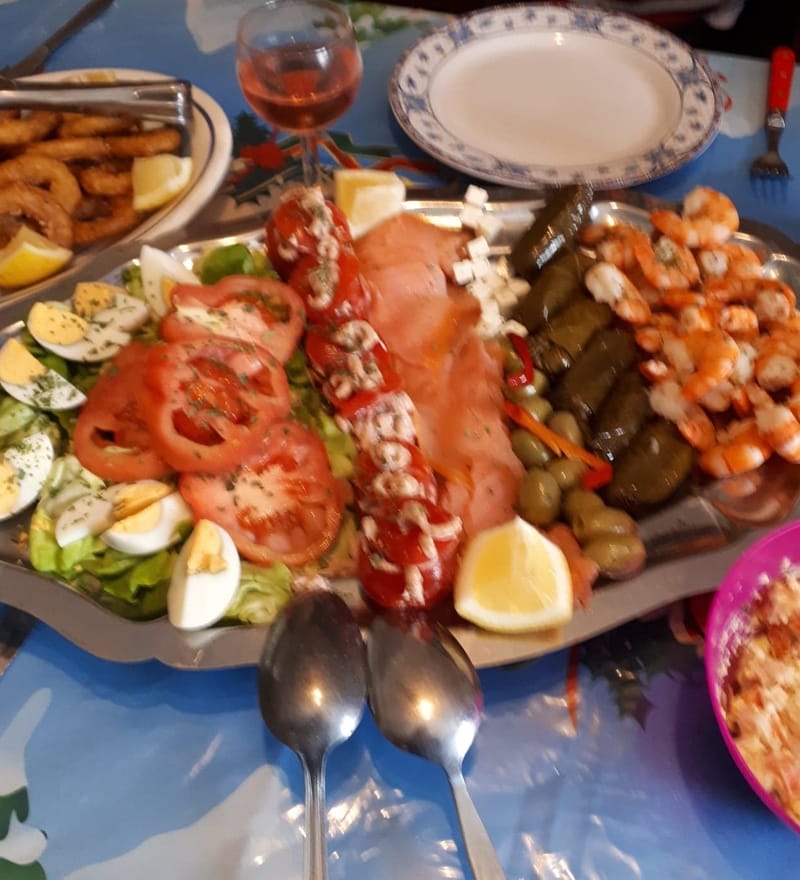 COMPOSITION DE PLUSIEURS SPECIALITES