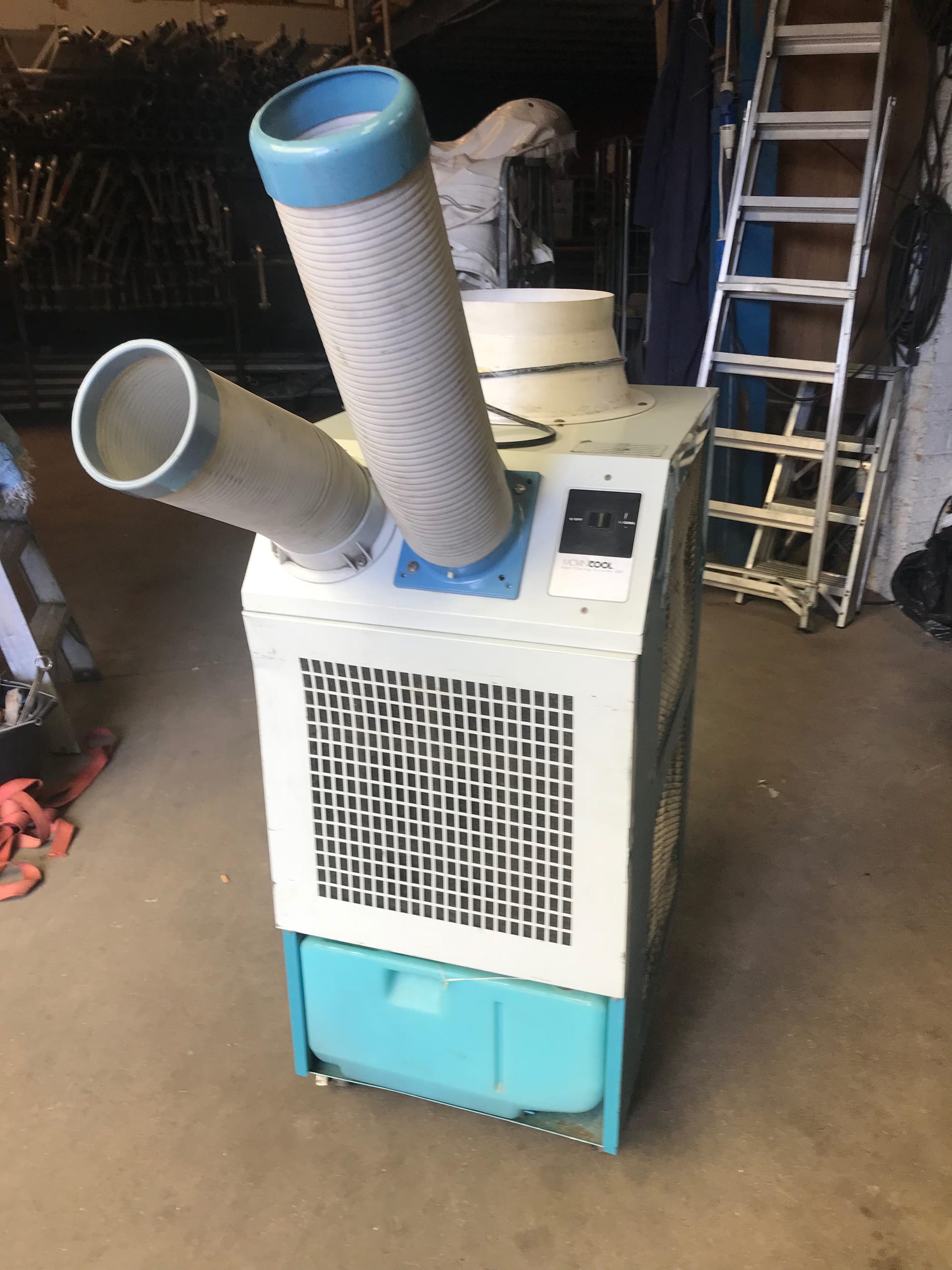 Air con unit