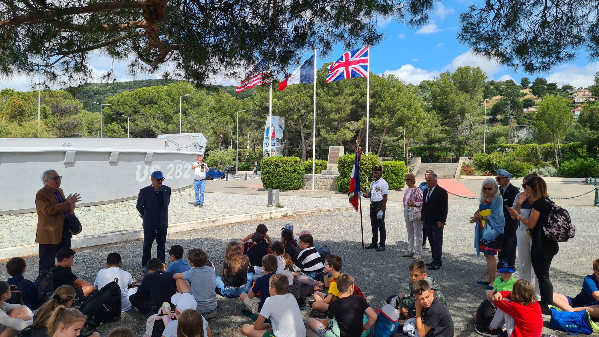 JOURNÉE COMMÉMORATIVE POUR LES ENFANTS DE TOURRETTES