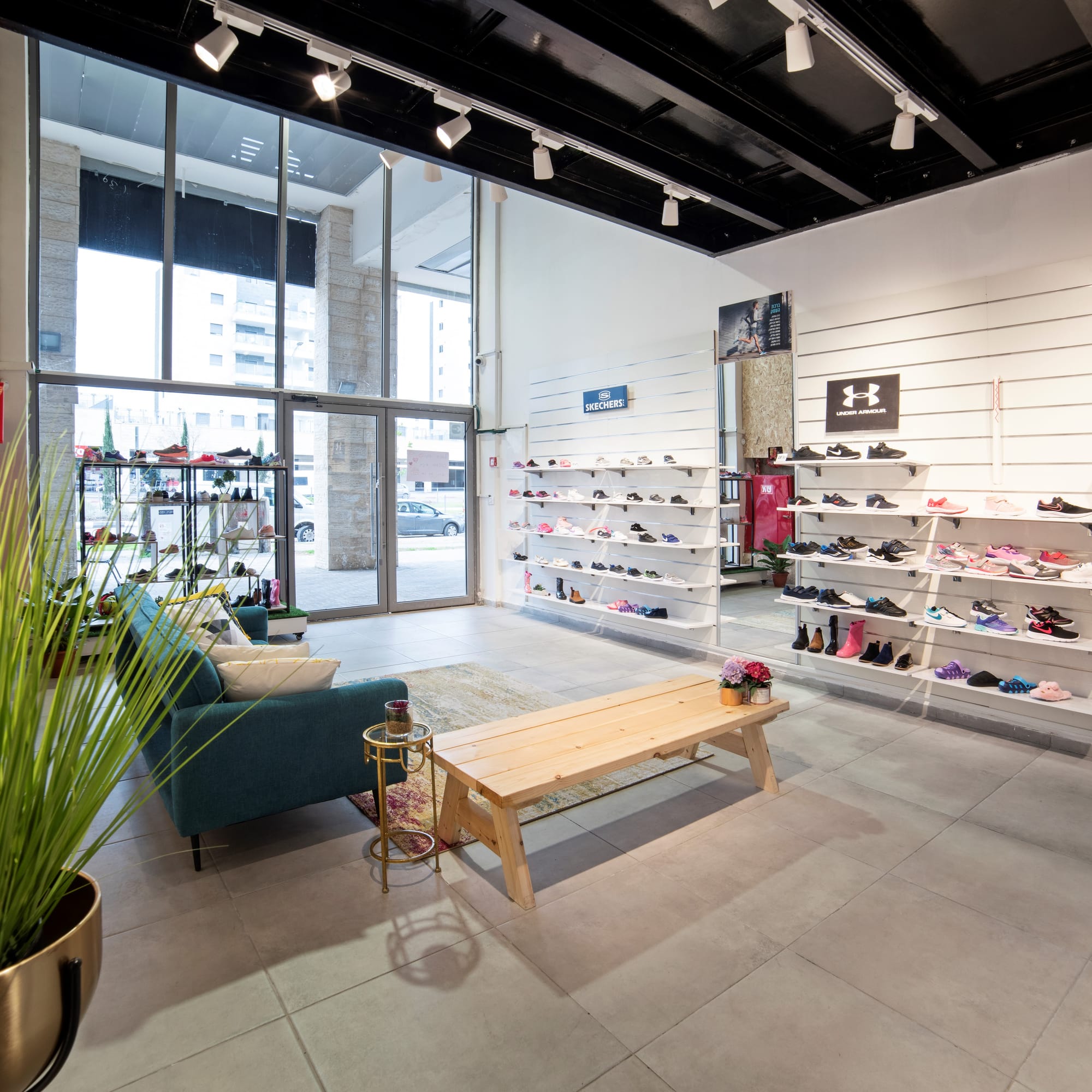 עיצוב חנות וסטיילינג