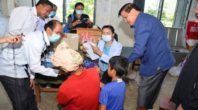 ນາຍົກລັດຖະມົນຕີ ລົງພື້ນ​ທີ່​ເບິ່ງ​ແຍງ​ປະ​ຊາ​ຊົນ​ເມືອງເຊໂປນທີ່​ໄດ້​ຮັບ​ຜົນ​ກະ​ທົບ​ຈາກ​ໄພ​ນ້ຳ​ຖ້ວມ.