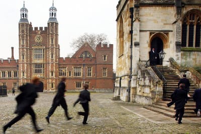 [英国中小学］公立、私立教育双轨制 - 背后的数据知多少？