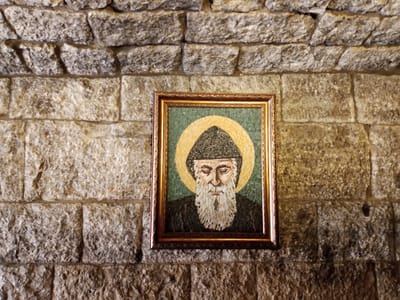 أيقظني مار شربل من نومي... وتمّت الأعجوبة!