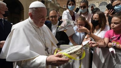 لمعرفة أيّ درب ينبغي علينا اتّباعه، هذا ما يوصي به البابا!