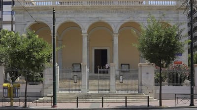 البابا يعيّن يسوعيًا كرئيس لأساقفة أثينا ومدير رسوليّ لرودس