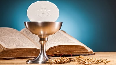 مسبحة القربان الأقدس المعبود