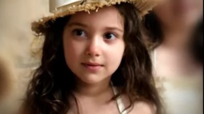 بالفيديو : أعاجيب القدّيسة فيرونيكا جولياني مع الطفلة فيرونيكا يوسف والعلامة الظاهرة التي تركتها القدّيسة على صدر الطفلة