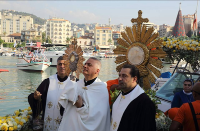 معجزة في بحر جونيه...تدهش كل من عرف بتفاصيلها!