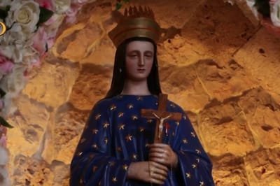 بالفيديو : جديد سيدة بشوات العجائبيّة - - زيت ينضح من الأيقونة وما علاقة مديوغورييه؟