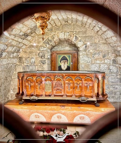 أعجوبة جديدة : شفاء "نازفة" القرن الـ ٢١ بعد ظهور مار شربل وبشفاعته وسُجِّلت بتاريخ اليوم!