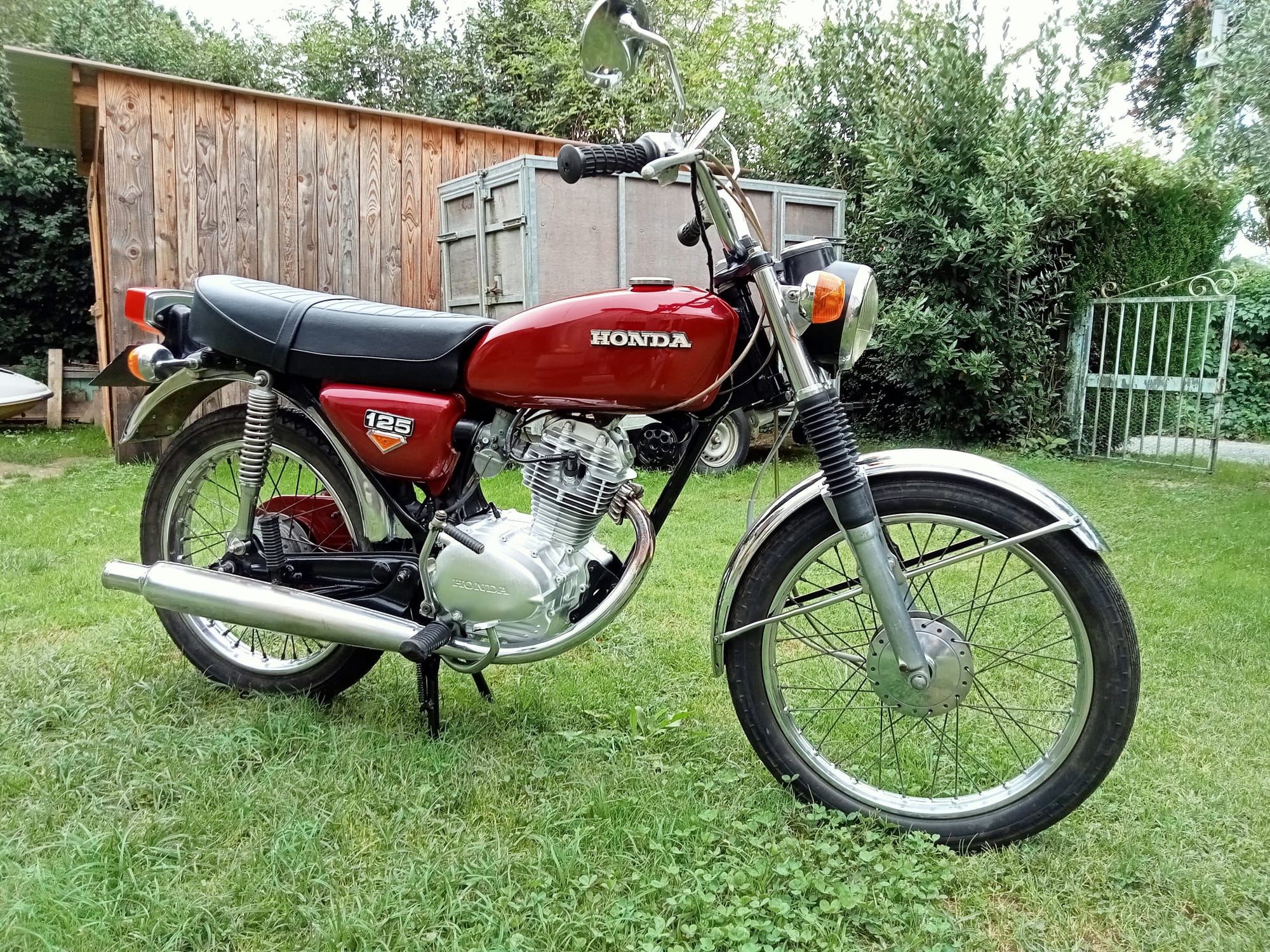 HONDA CB125S