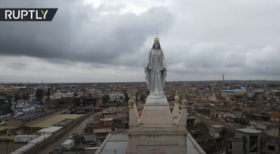 رفع تمثال السّيّدة العذراء على قبّة كنيسة قرقوش الّتي إستخدمها داعش كمستودع للأسلحة