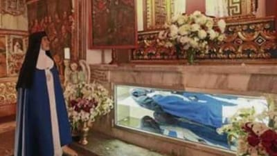 ماتت وعادت إلى الحياة مرّتين !!! من هي (الأم مريانا توريس)