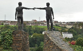 بَادِرْ إِلى إِرْضَاءِ خَصْمِكَ مَا دُمْتَ مَعَهُ في الطَّرِيق (مت٥/ ٢٥)